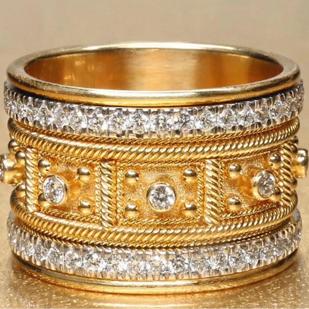 WEDDING RING - Picture 8 of 11